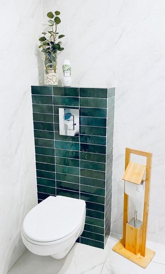 Apartament Z Widokiem Na Morze กดัญสก์ ภายนอก รูปภาพ